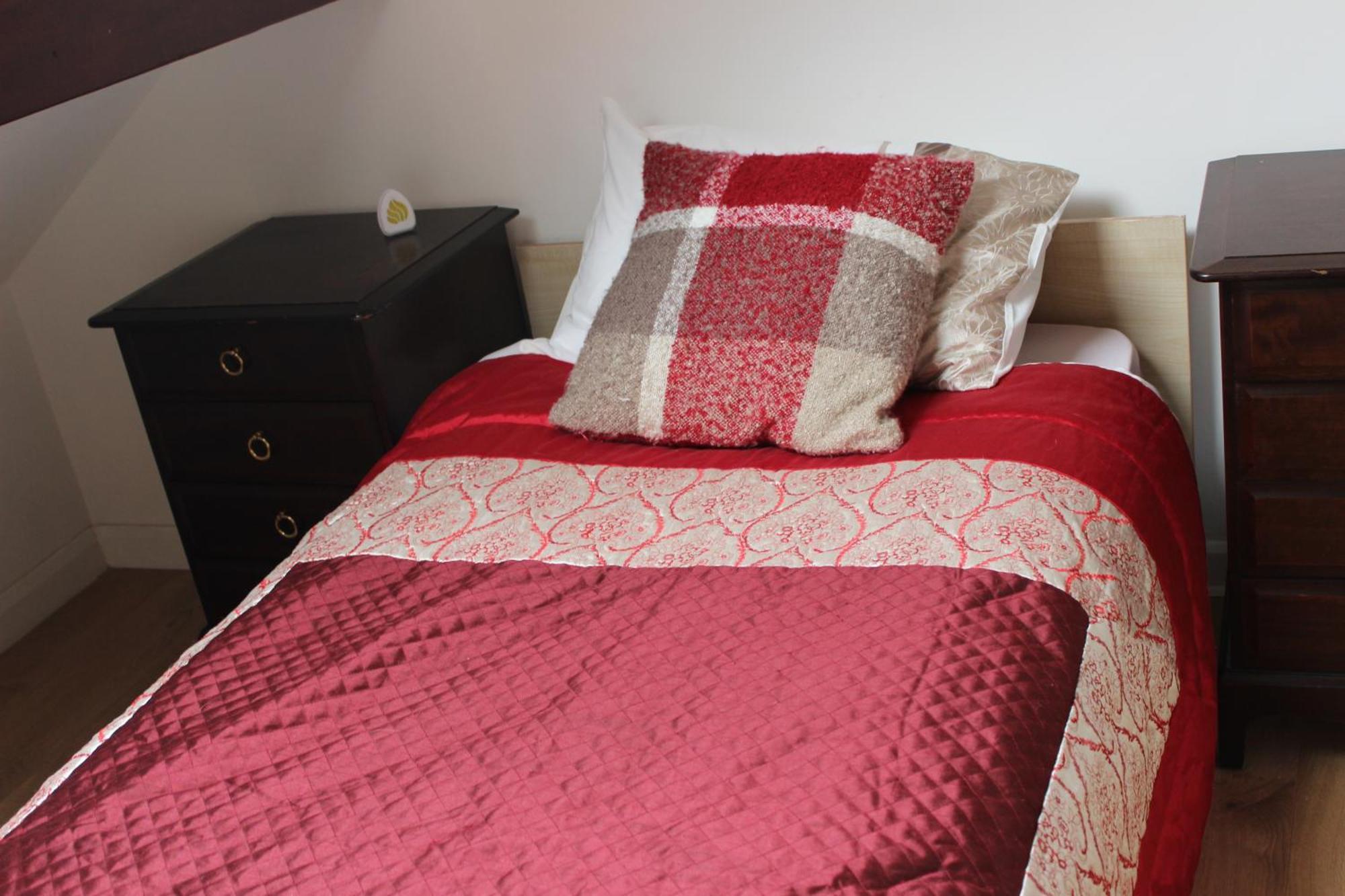 Mother-In-Law Guest House Hotel Leeds ลีดส์ ภายนอก รูปภาพ